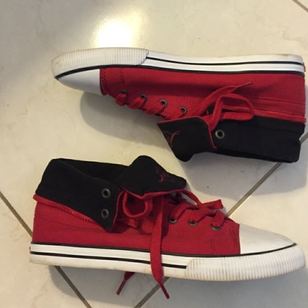 Levi's  sneakers
